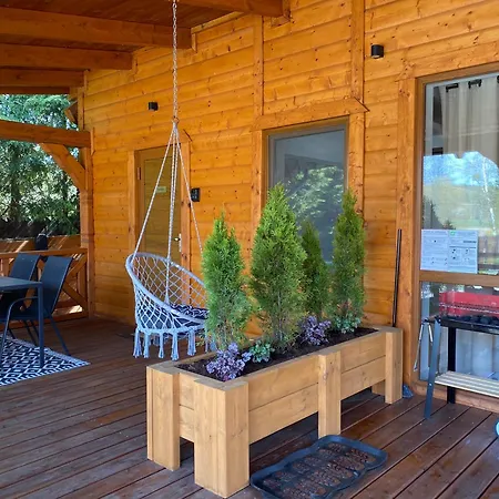 1 Nad Rzeka Krutyn Apartamento *