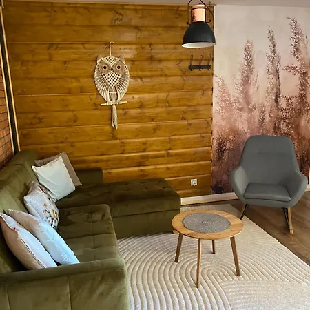 1 Nad Rzeka Krutyn Apartamento